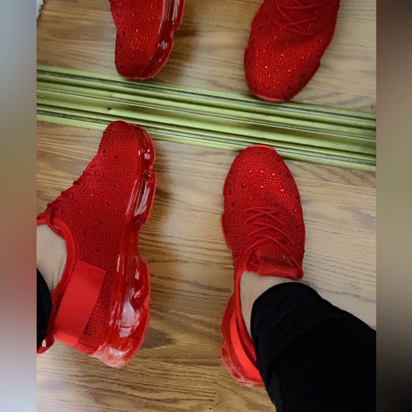 DEJA Red Fall sneaker - Picture 3 of 6